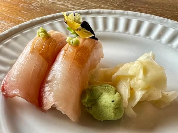 Hamachi**.