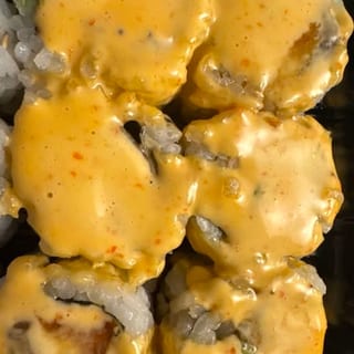 Alaskan Roll (Spicy Salmon)**