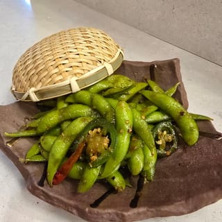 Spicy Garlic Edamame