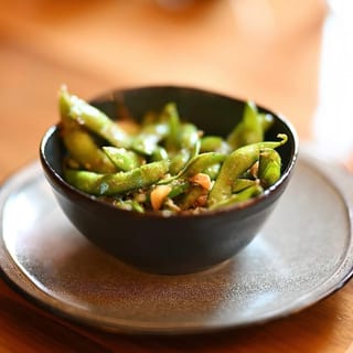 Spicy Garlic Edamame