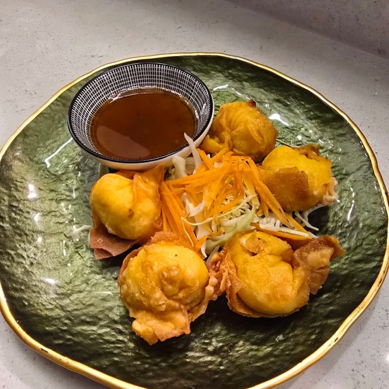 Spicy Tom Yum Ramen Delights