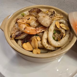Seafood Baked Rice Claypot